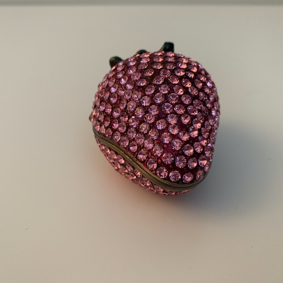 Strawberry  Crystal Encrusted Box. Judith Leiber style - Picture 2 of 8